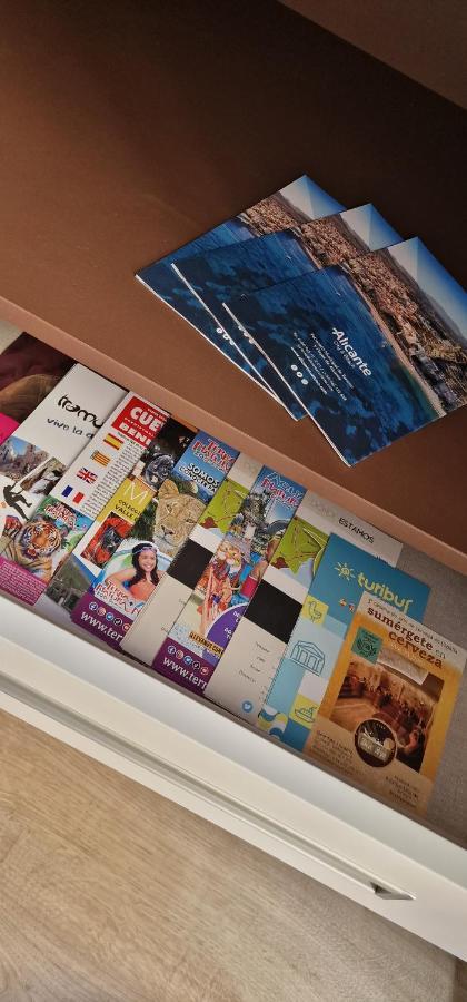 Estudio En Centro De Alicante Leilighet Eksteriør bilde