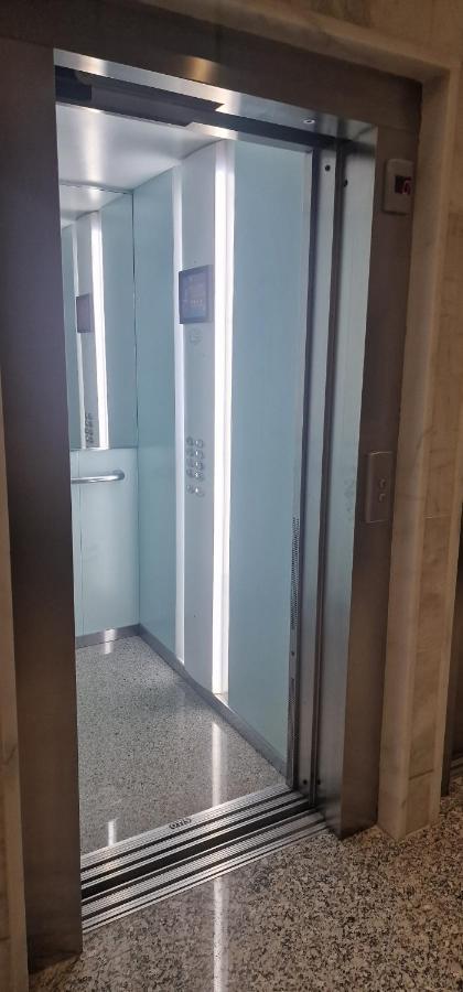 Estudio En Centro De Alicante Leilighet Eksteriør bilde
